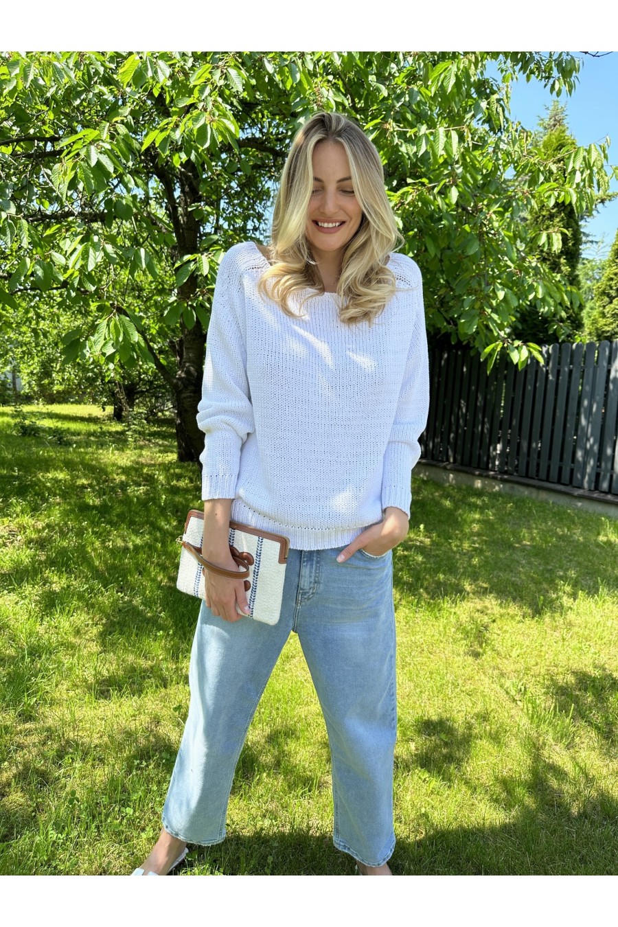  Sweter Becky White