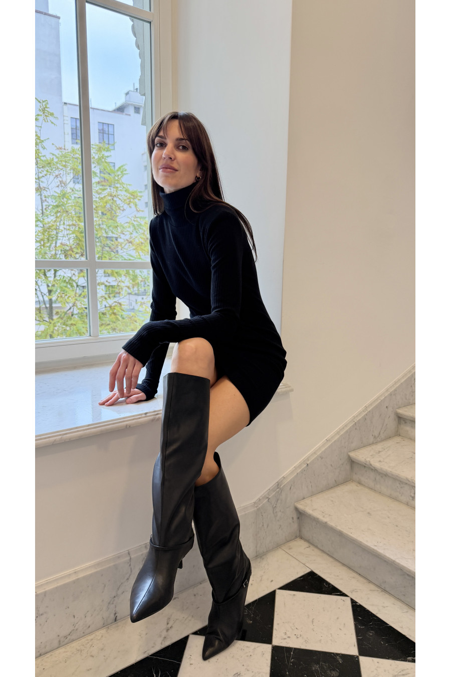 SUKIENKA FERRA BLACK